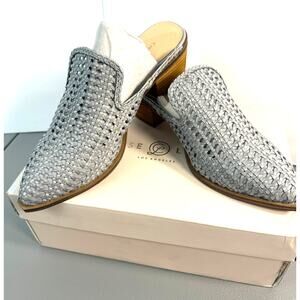 Chinese Laundry Mayflower Chain Light blue gray Slipon Shoes Size 7.5